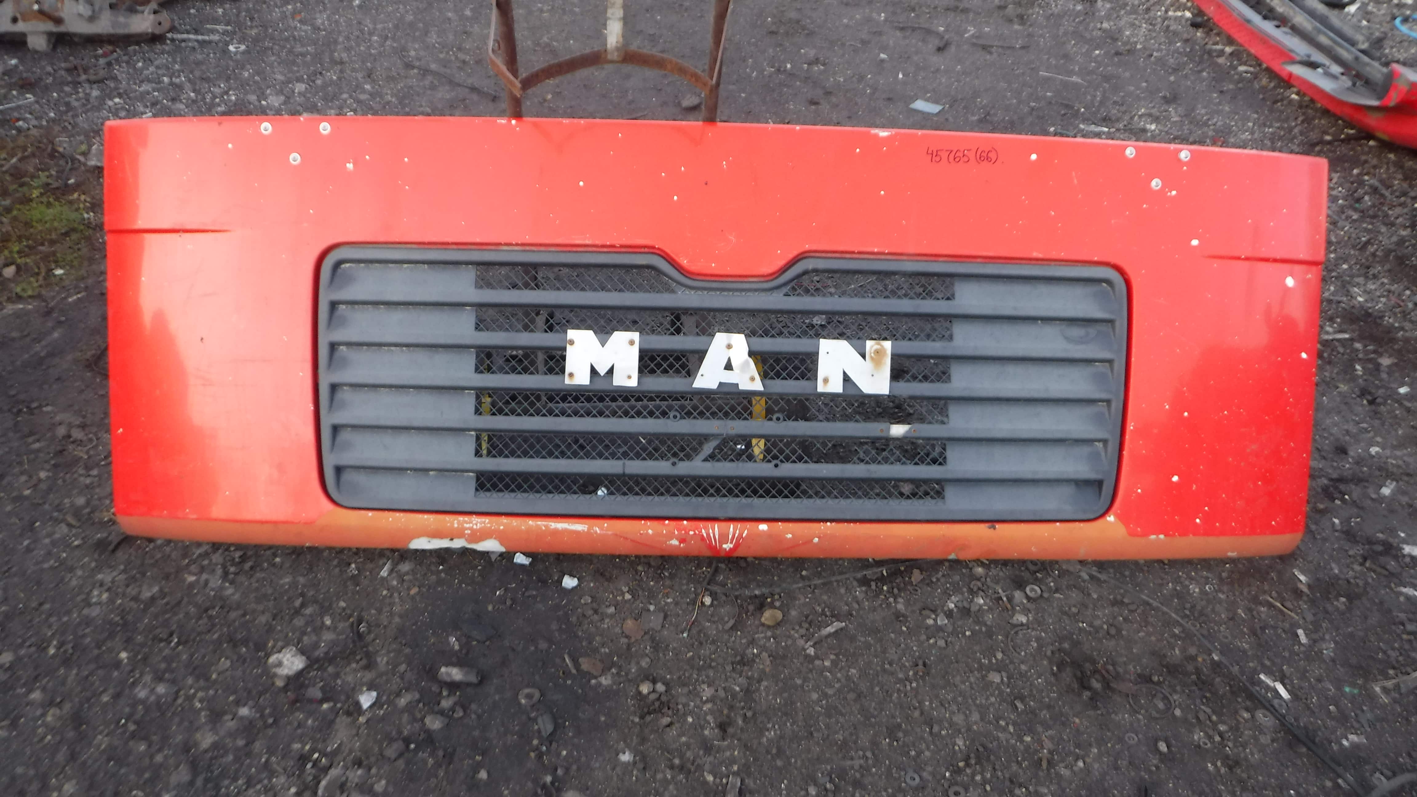 Копот, решётка радиатора Ман Man F2000 8161100043 81611100053 81611100047